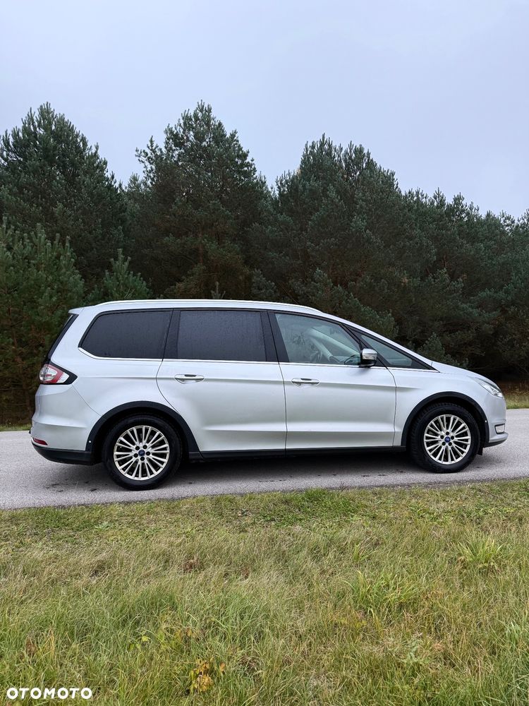 Ford Galaxy - 10