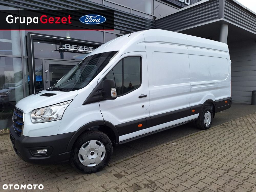 Ford Transit - 1