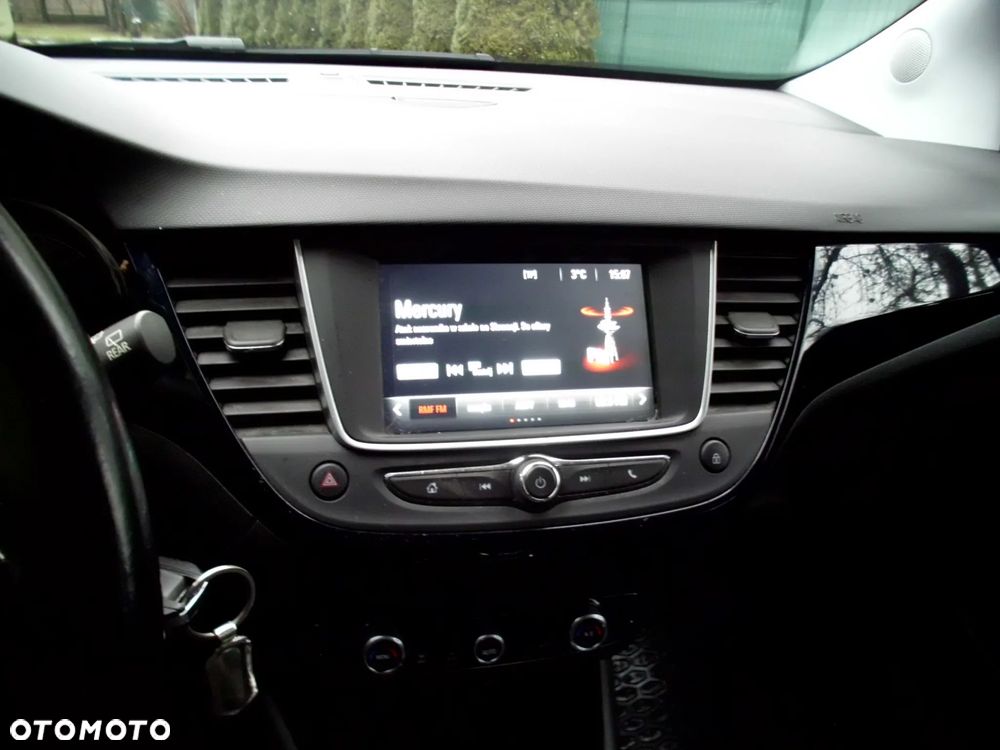 Opel Crossland X 1.2 T Enjoy S&S - 10