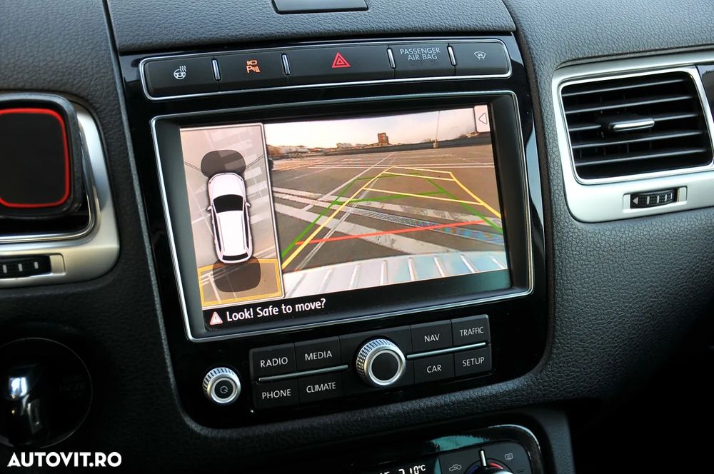 Volkswagen Touareg - 18