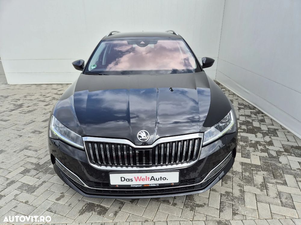 Skoda Superb Combi 2.0 TDI 4x4 DSG Style - 8