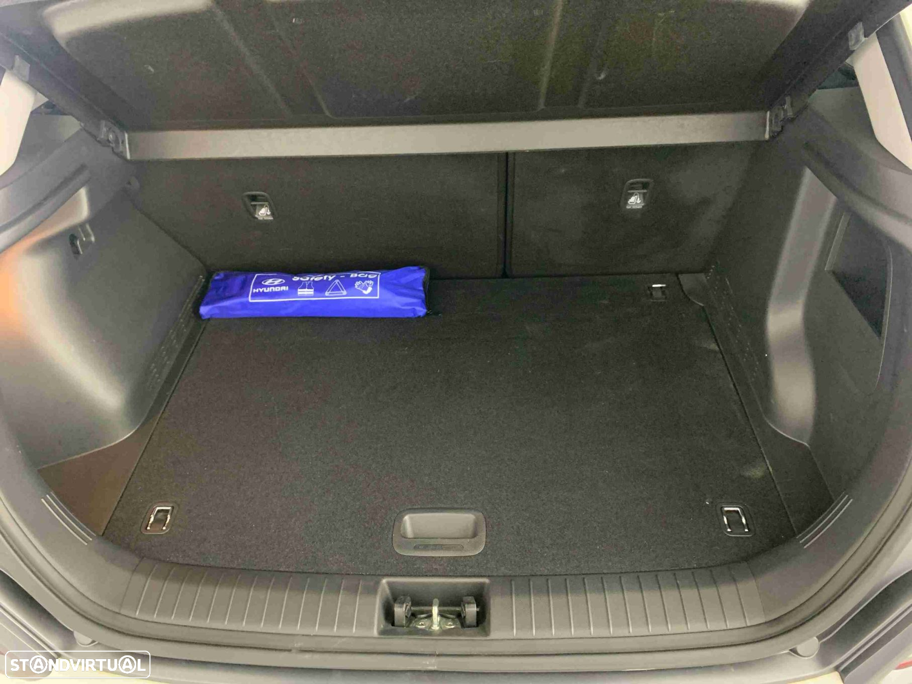 Hyundai Kauai 1.6 CRDi Premium - 14