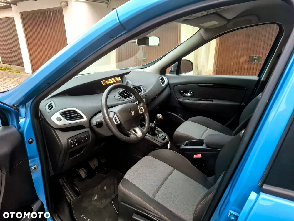 Renault Scenic ENERGY TCe 115 Bose Edition - 10