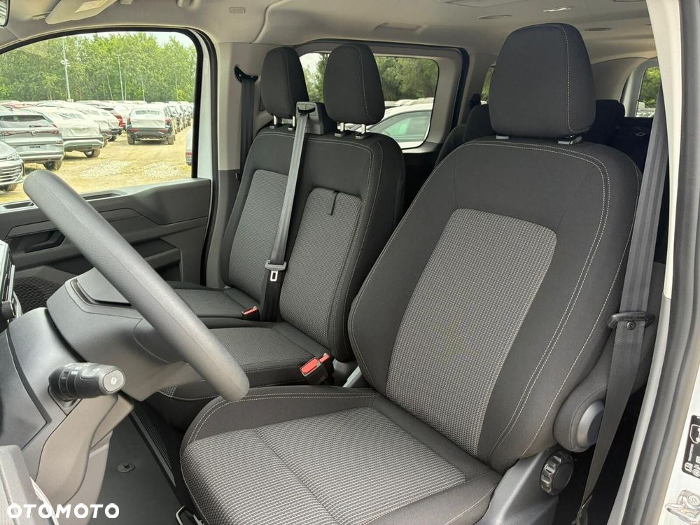 Volkswagen Transporter Kombi L1H1 M1 - 16