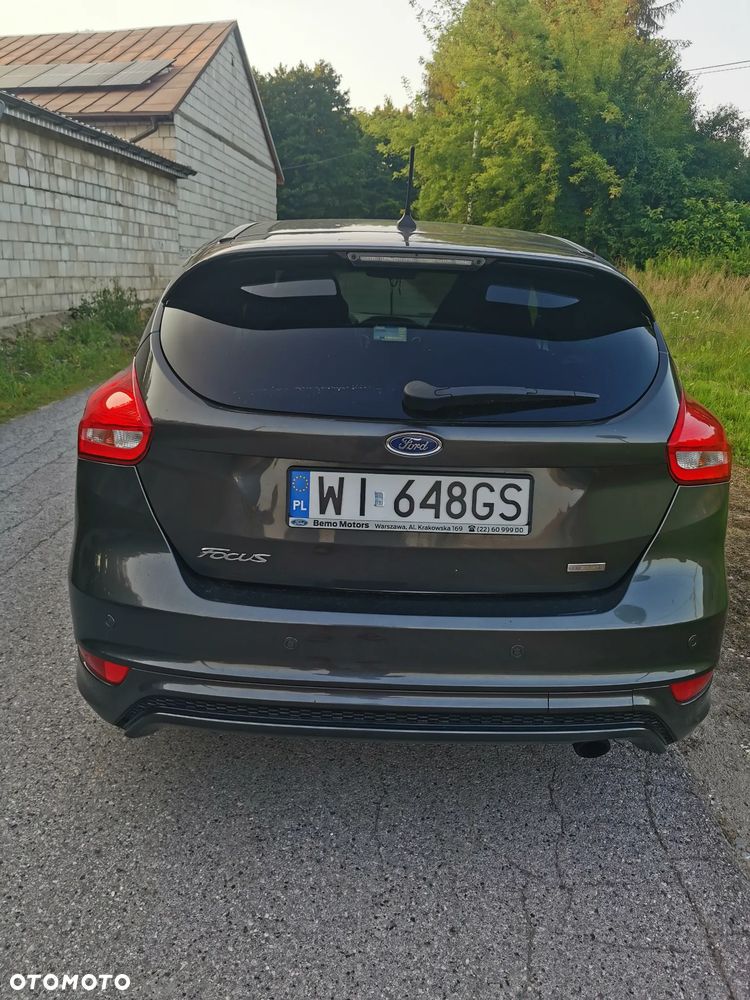 Ford Focus 1.5 EcoBoost ST-Line - 9