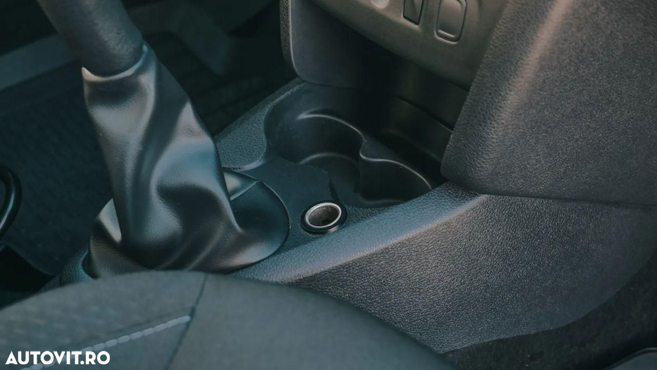 Dacia Logan 1.0 SCe Ambiance - 11