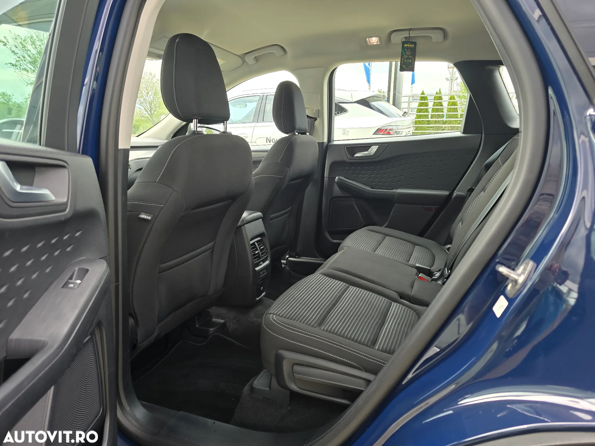 Ford Kuga 1.5 EcoBlue A8 FWD Titanium - 13