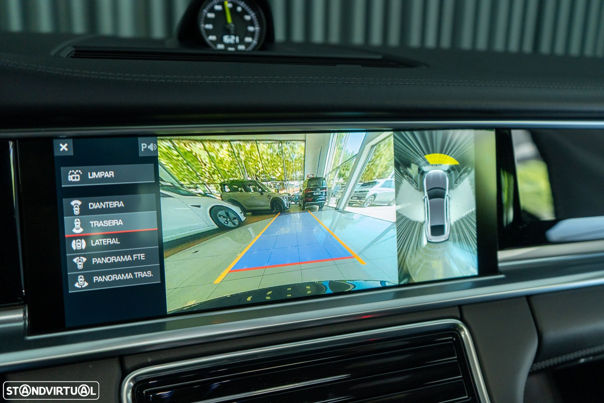 Porsche Panamera 4 E-Hybrid - 26