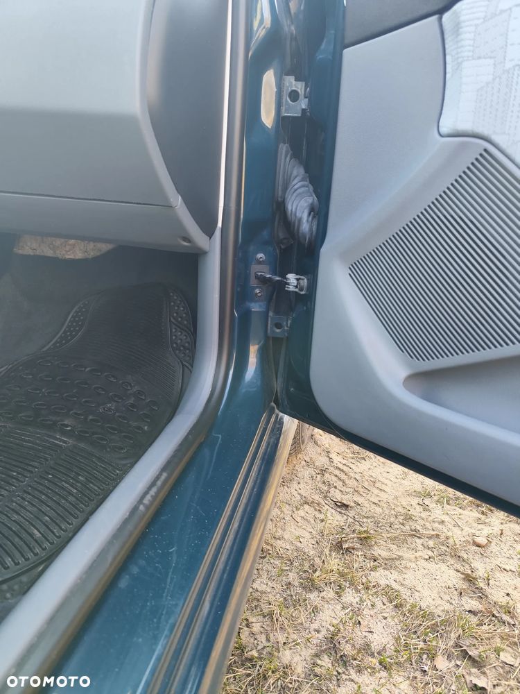 Skoda Fabia 1.4 16V Comfort - 16