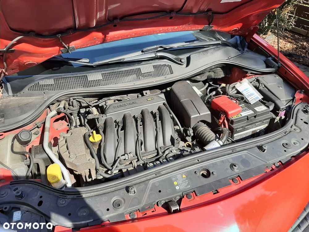 Renault Megane 1.4 16V Authentique - 8