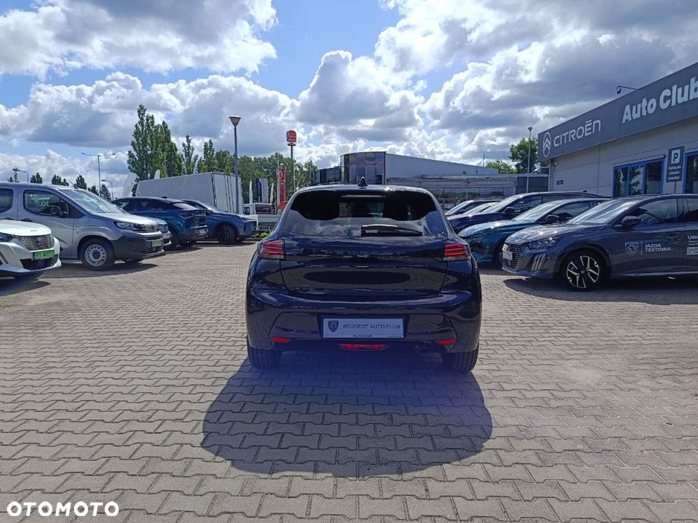 Peugeot 208 - 6