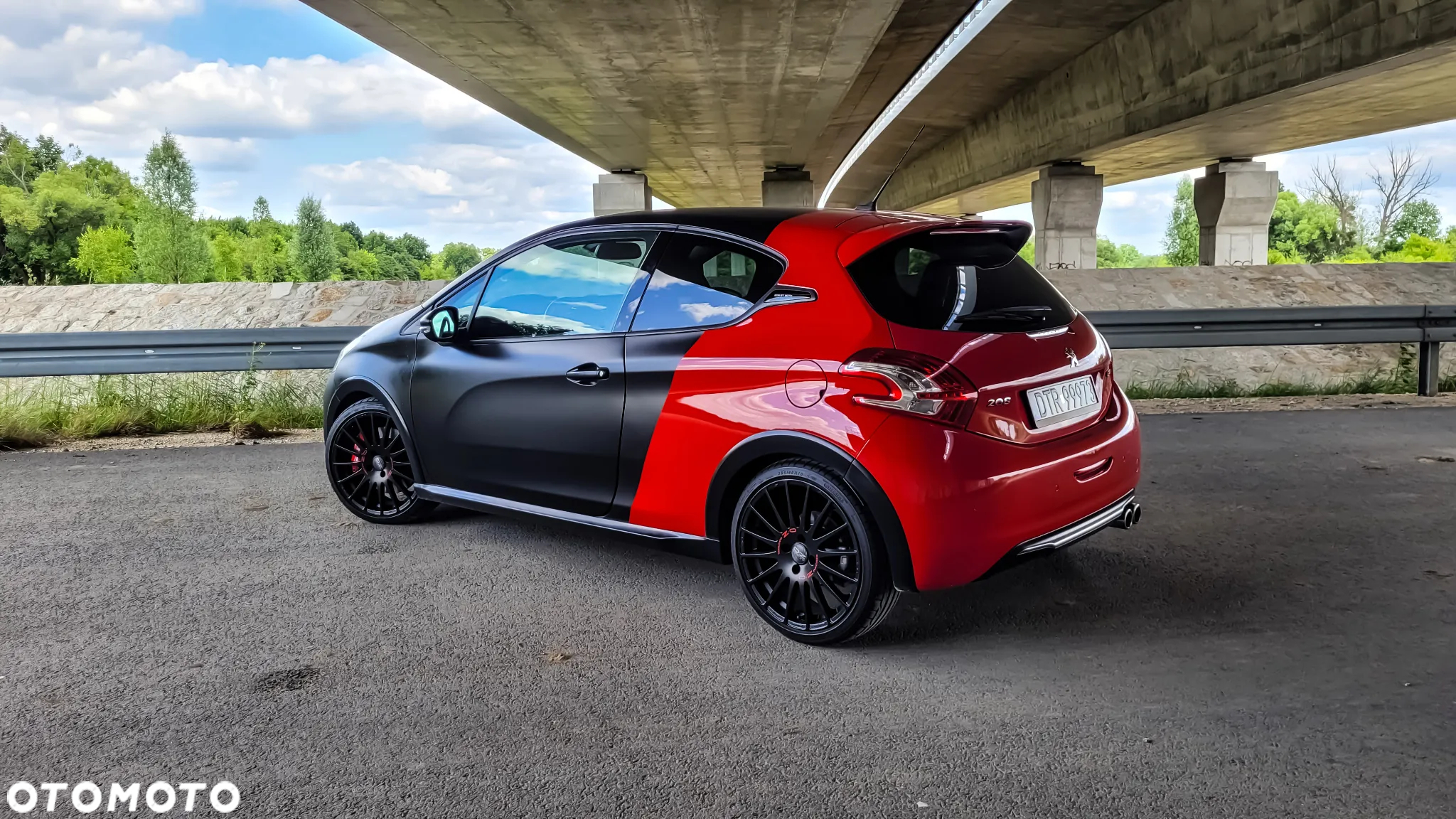 Peugeot 208 THP STOP & START GTi by Sport - 4