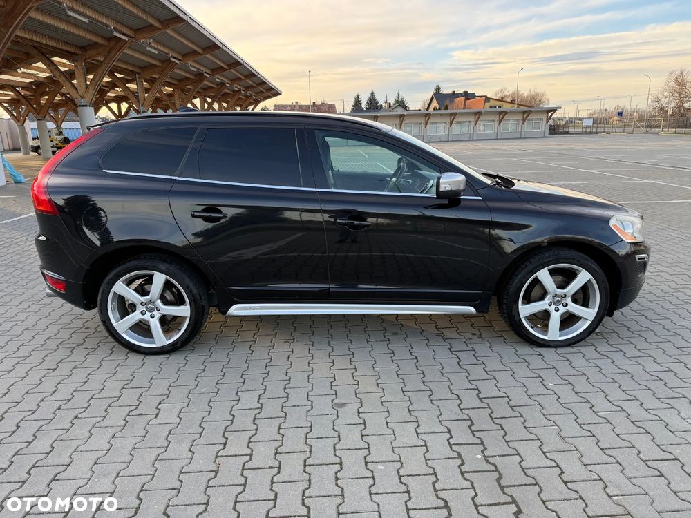 Volvo XC 60 D3 R-Design - 4
