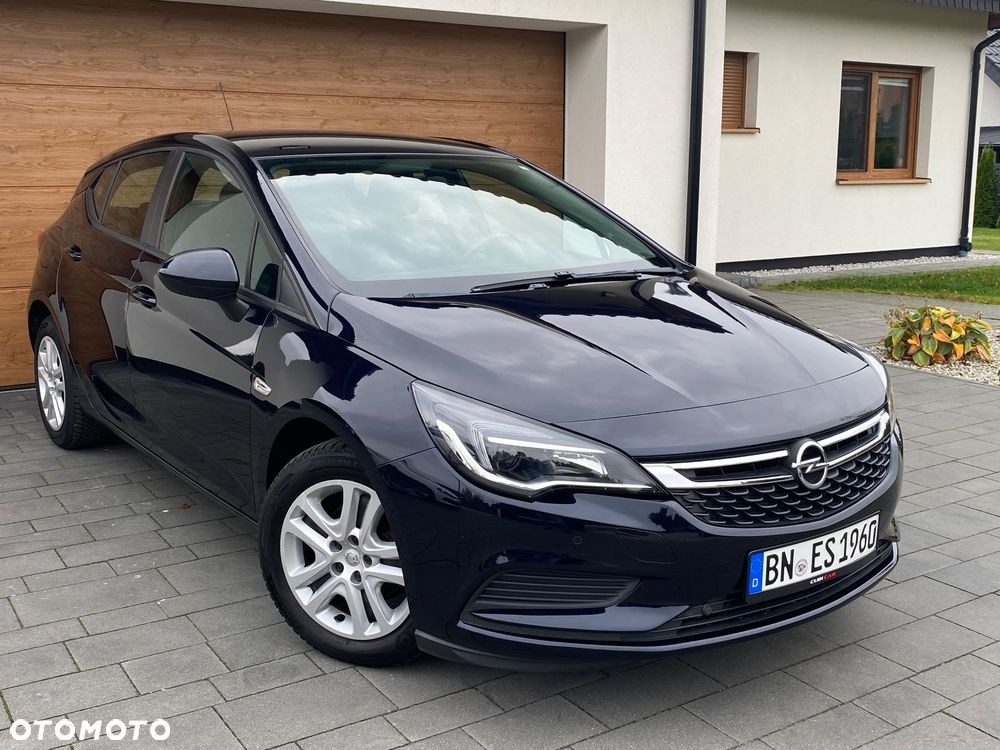 Opel Astra 2018 photo 2