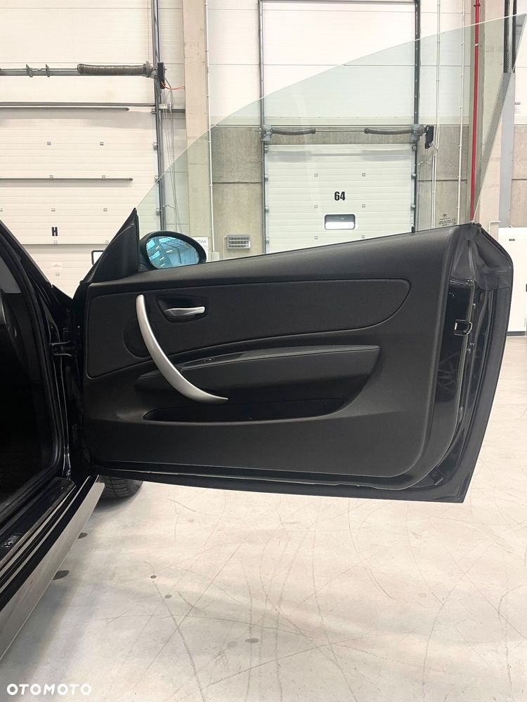 BMW Seria 1 118d - 22