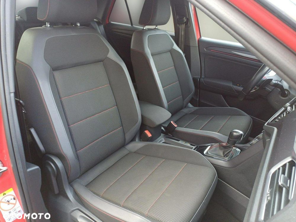 Volkswagen T-Roc - 14