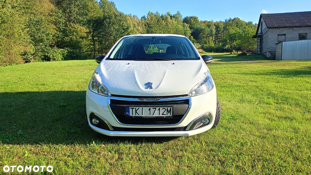 Peugeot 208 - 7
