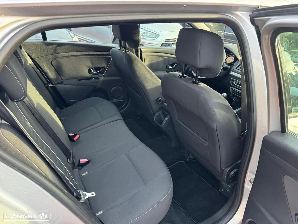 Renault Mégane Sport Tourer 1.5 dCi Limited - 16