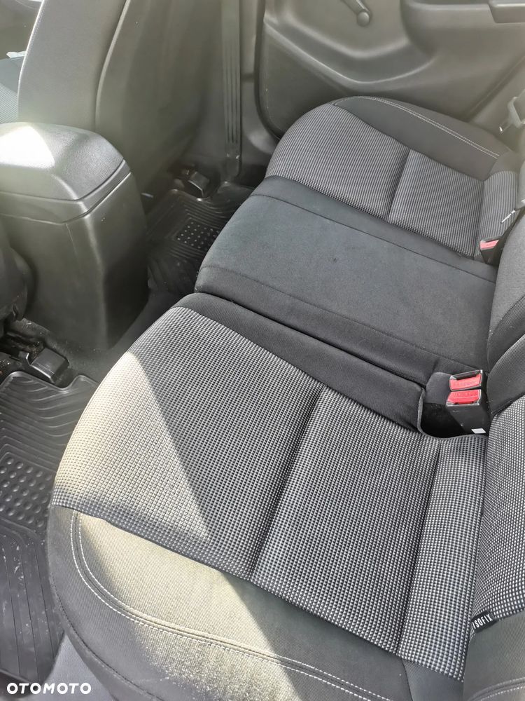Hyundai i30 1.6 CRDi Classic - 8