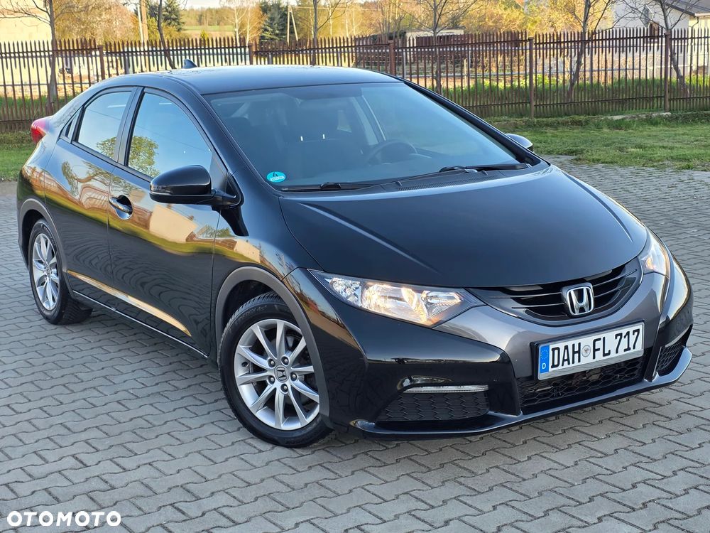 Honda Civic 1.8 i-VTEC Executive - 1