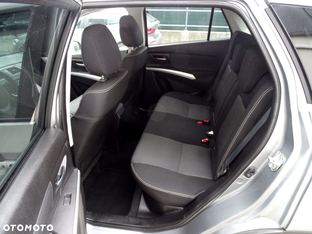 Suzuki SX4 S-Cross 1.6 VVT 4x2 Club - 13