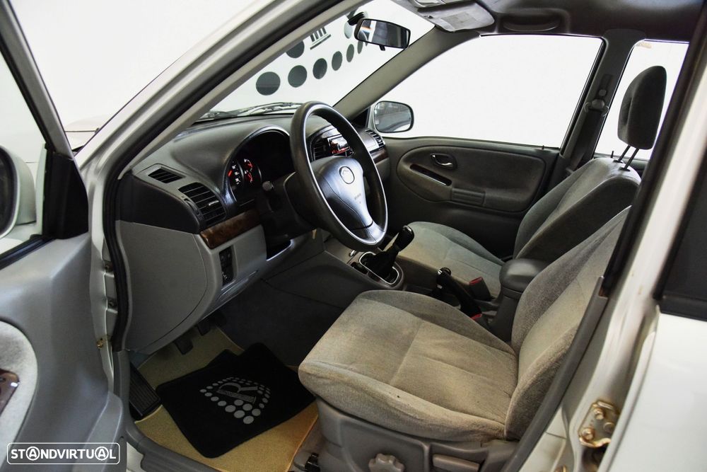 Suzuki Grand Vitara - 8