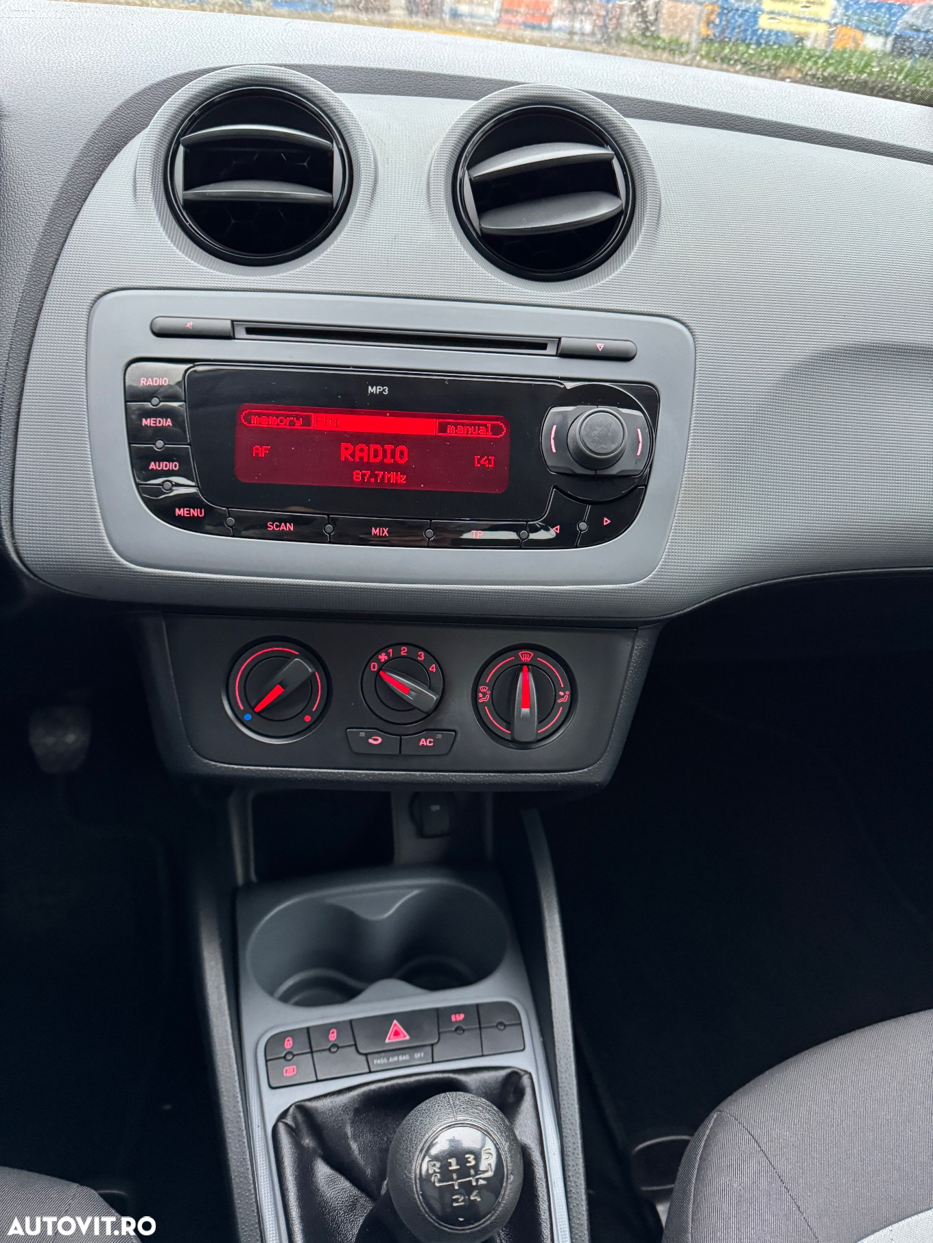 Seat Ibiza 1.2 12V Reference - 27