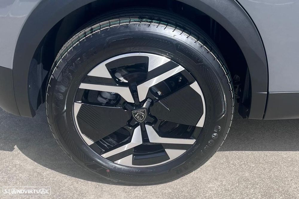 Peugeot 2008 1.2 Allure - 4
