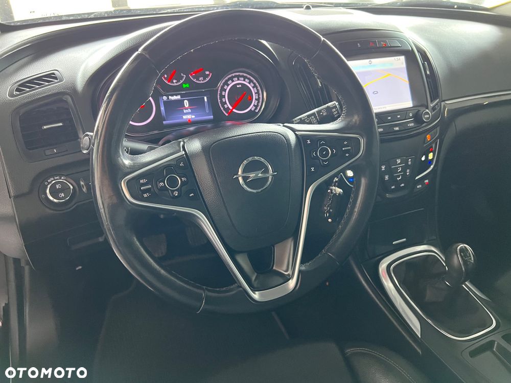 Opel Insignia - 13