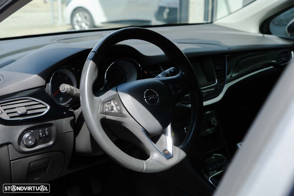 Opel Astra Sports Tourer 1.5 D Design & Tech S/S - 13