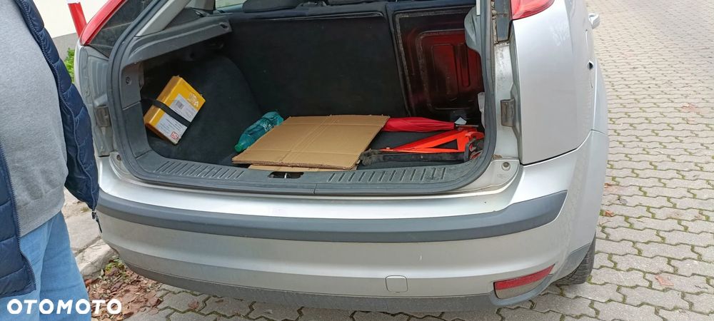 Ford Focus C-Max - 12