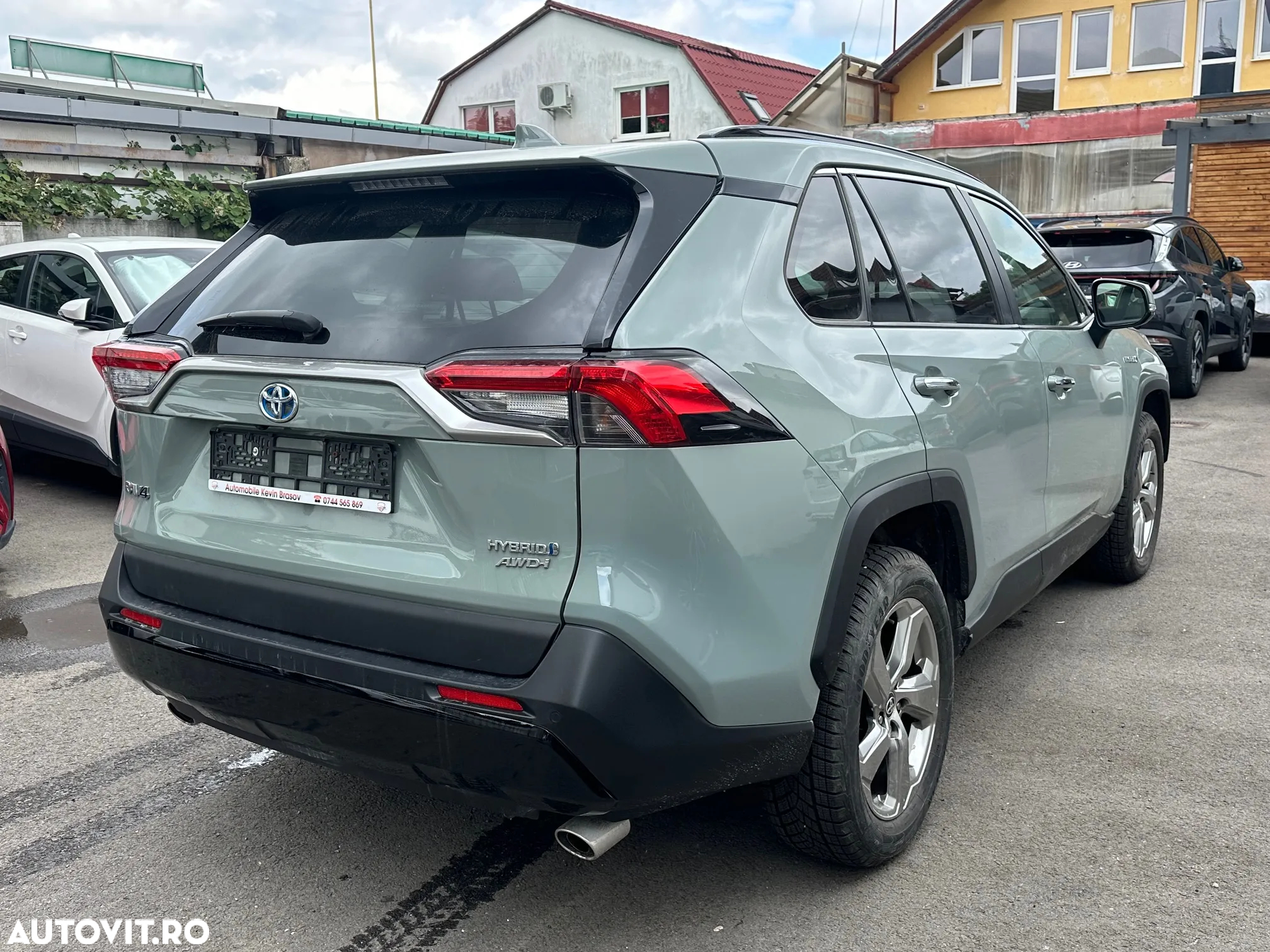 Toyota RAV4 2.5 Hybrid VVT-iE 4x4 Luxury - 28