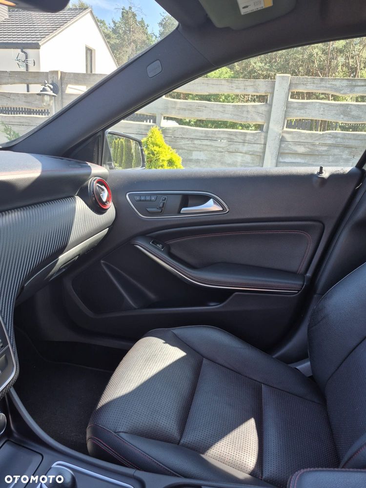 Mercedes-Benz Klasa A 45 AMG 4-Matic - 9