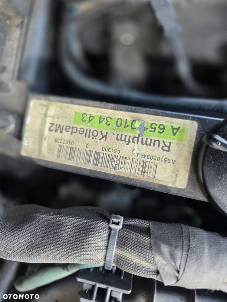 Mercedes-Benz Klasa E 200 CDI Elegance - 28