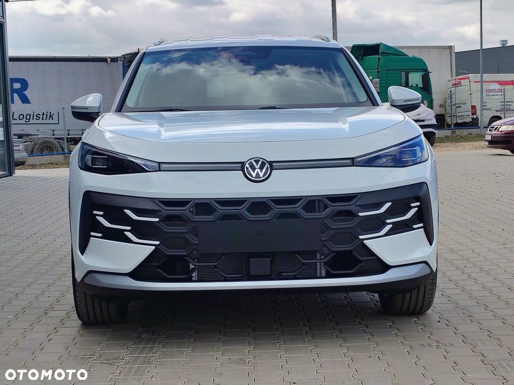 Volkswagen T-Roc - 4