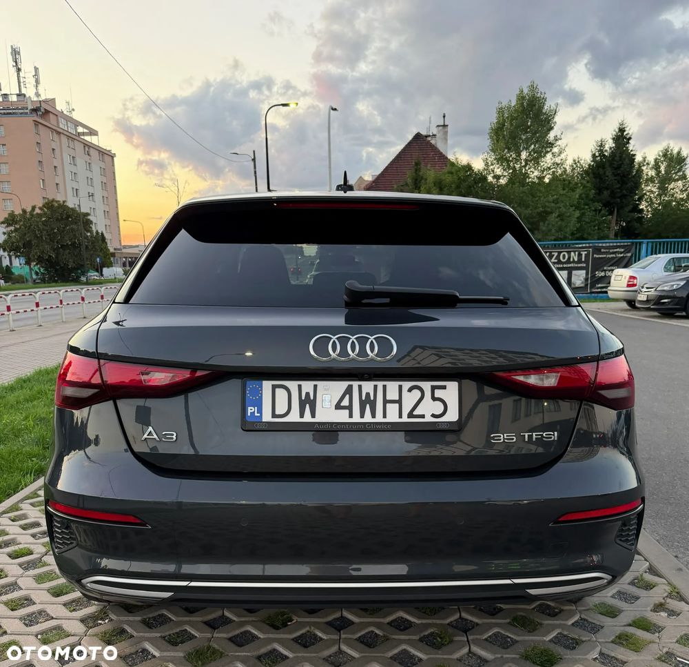 Audi A3 Sportback - 3