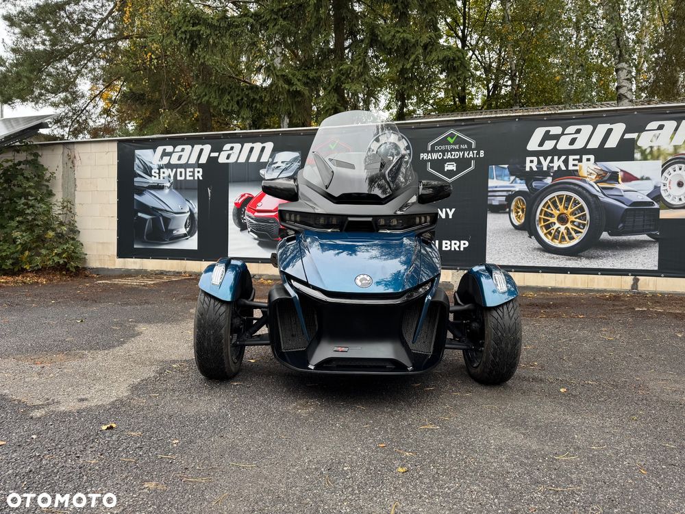 Can-Am Spyder - 6
