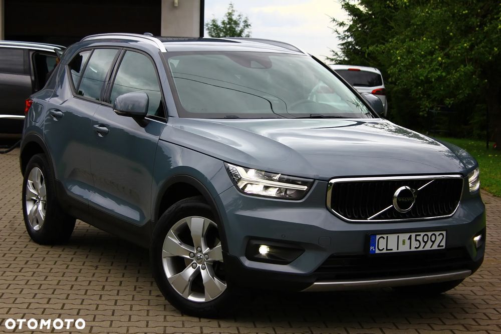 Volvo XC 40 T3 Momentum Pro - 1