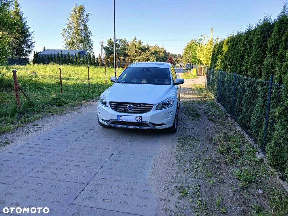 Volvo XC 60 D4 AWD Geartronic Edition Pro - 4