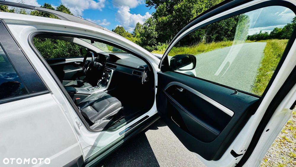 Volvo XC 70 - 10