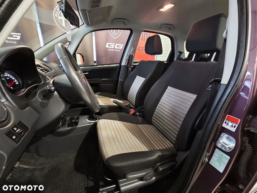 Fiat Sedici 1.6 16V 4x2 Emotion - 9