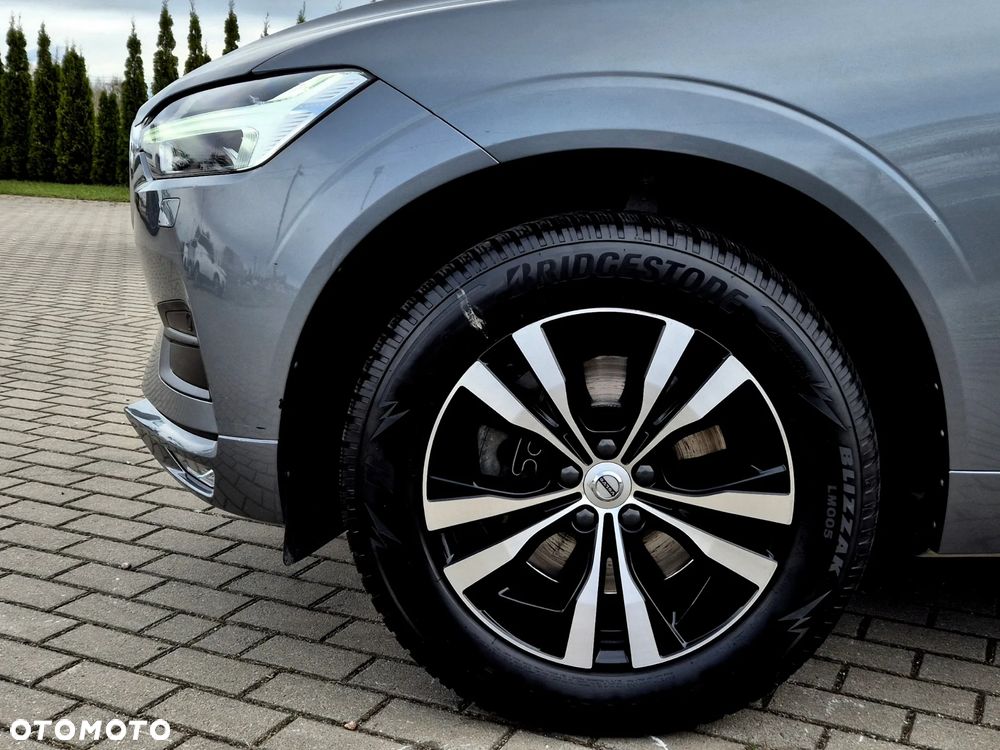 Volvo XC 60 B4 D AWD Geartronic Momentum Pro - 21