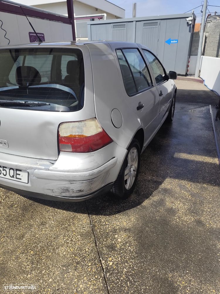VW Golf 1.4i Confort - 8