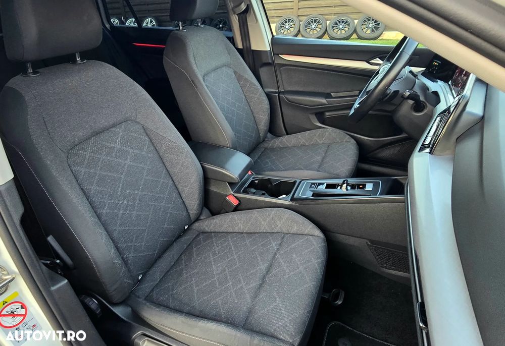 Volkswagen Golf 2.0 TDI SCR DSG Life - 29