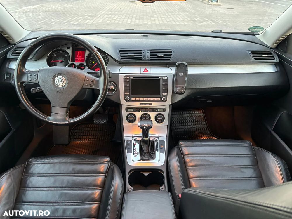 Volkswagen Passat Variant 2.0 TDI DSG Individual - 11