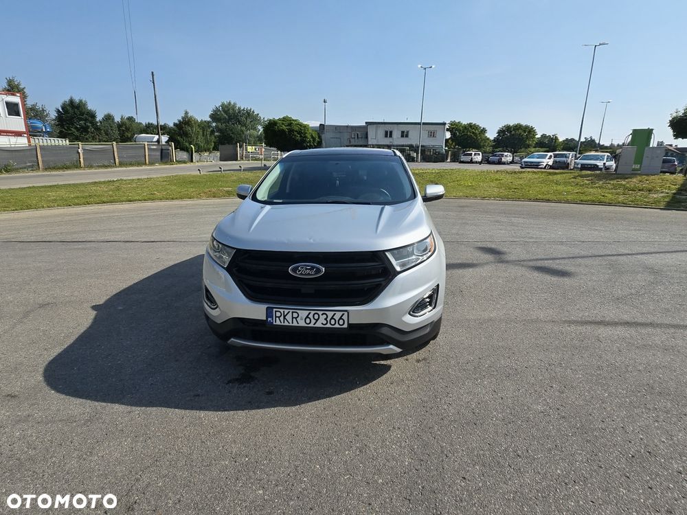 Ford Edge - 4