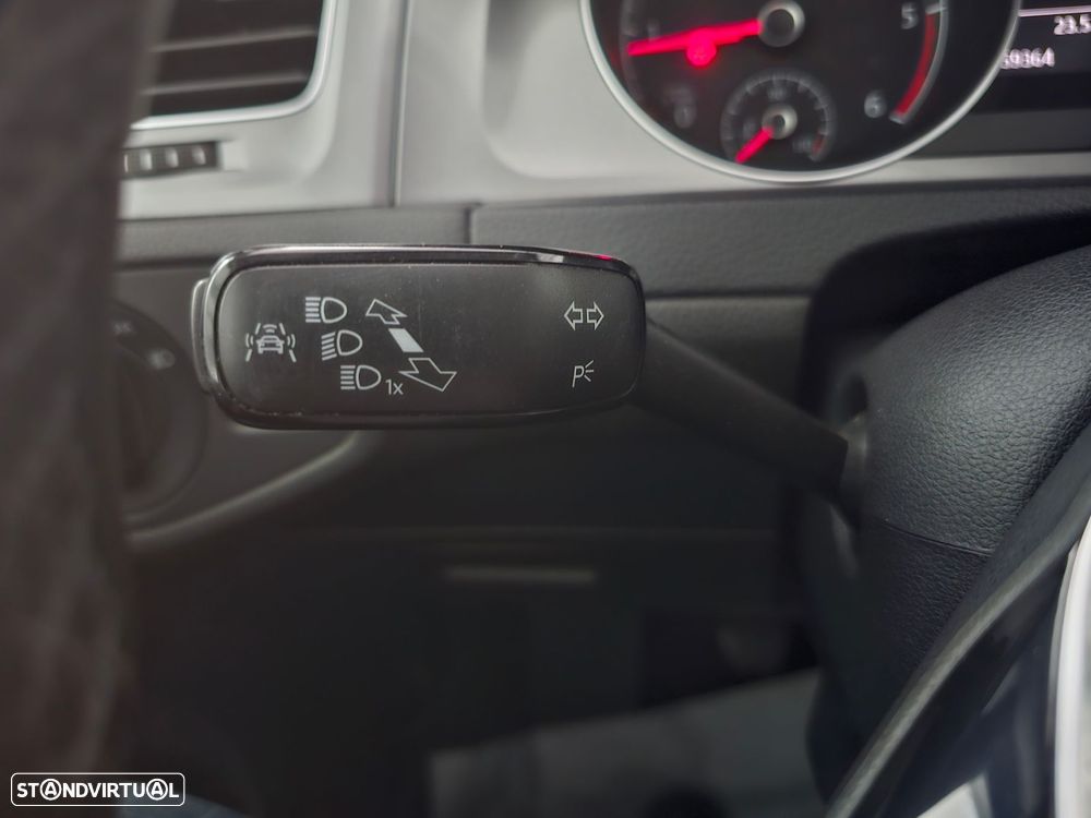 VW Golf 1.6 TDI Trendline - 22