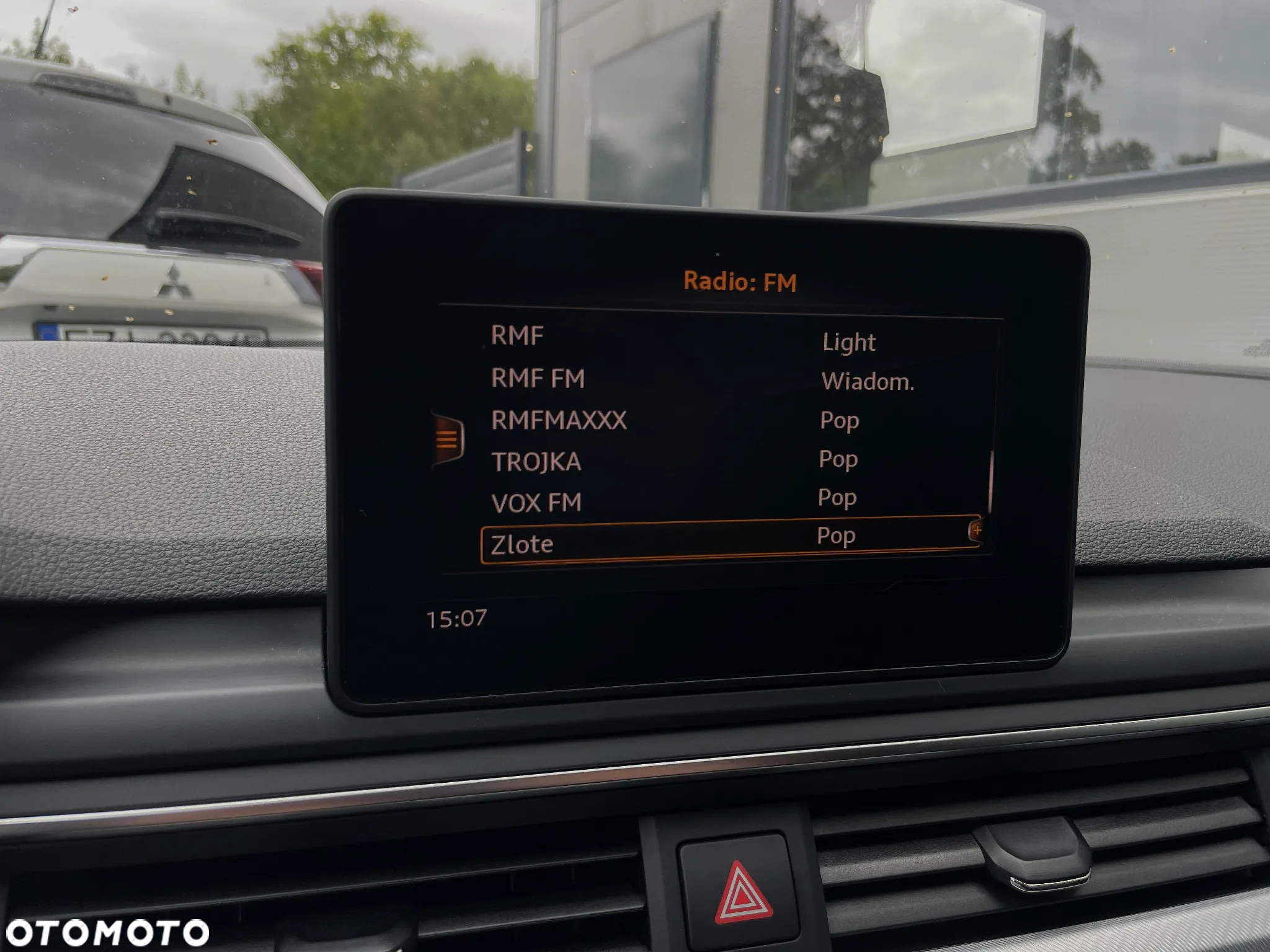 Audi A4 2.0 TFSI ultra S tronic - 28
