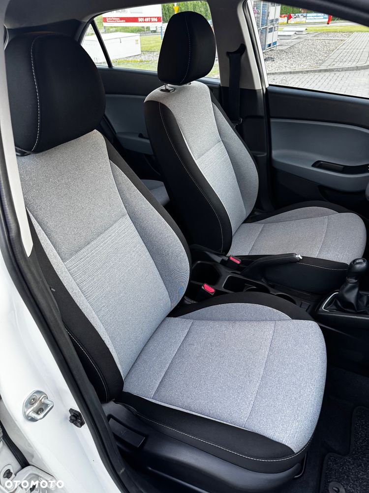 Hyundai i20 1.2 Comfort - 12