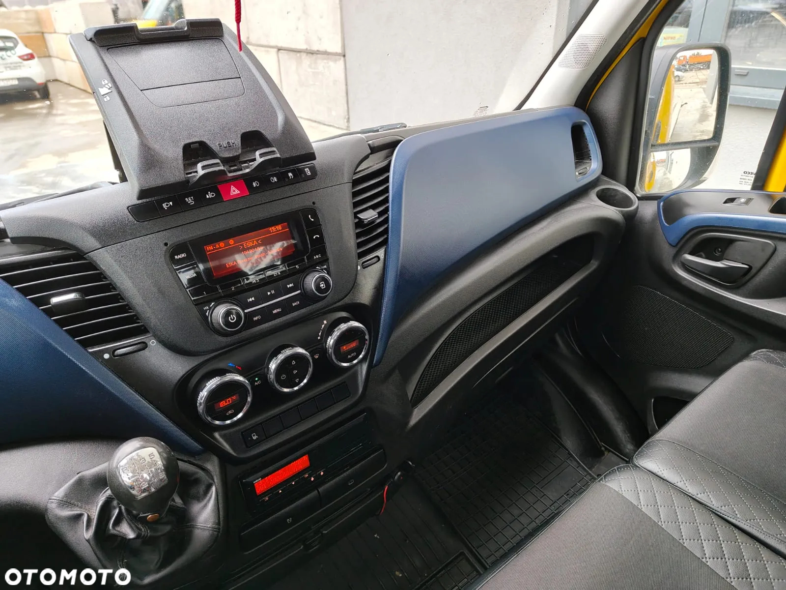 Iveco 35S18 / DIGICROSS - 13